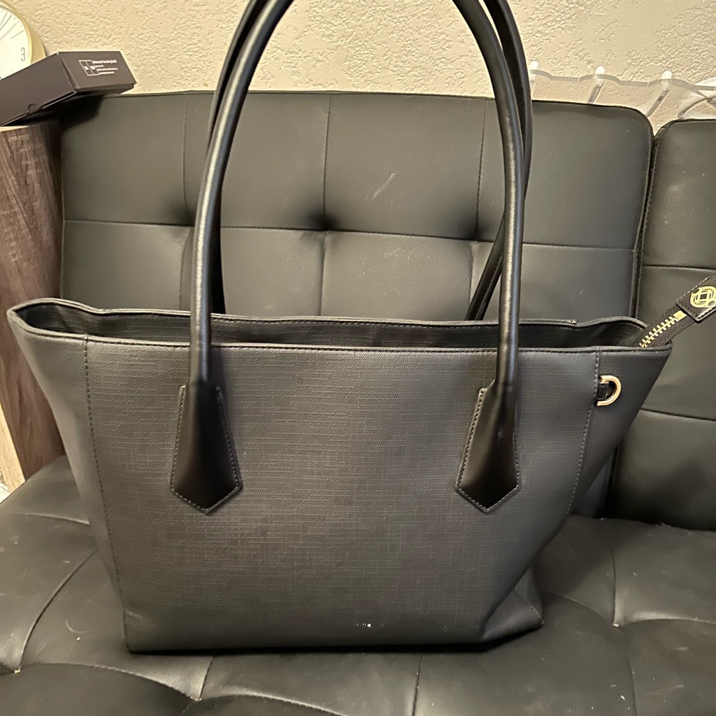 Dagne Dover Classic Tote In Black In Great Condition.